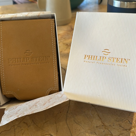 Philip Stein 38mm black on black watch - Picture 5 of 5